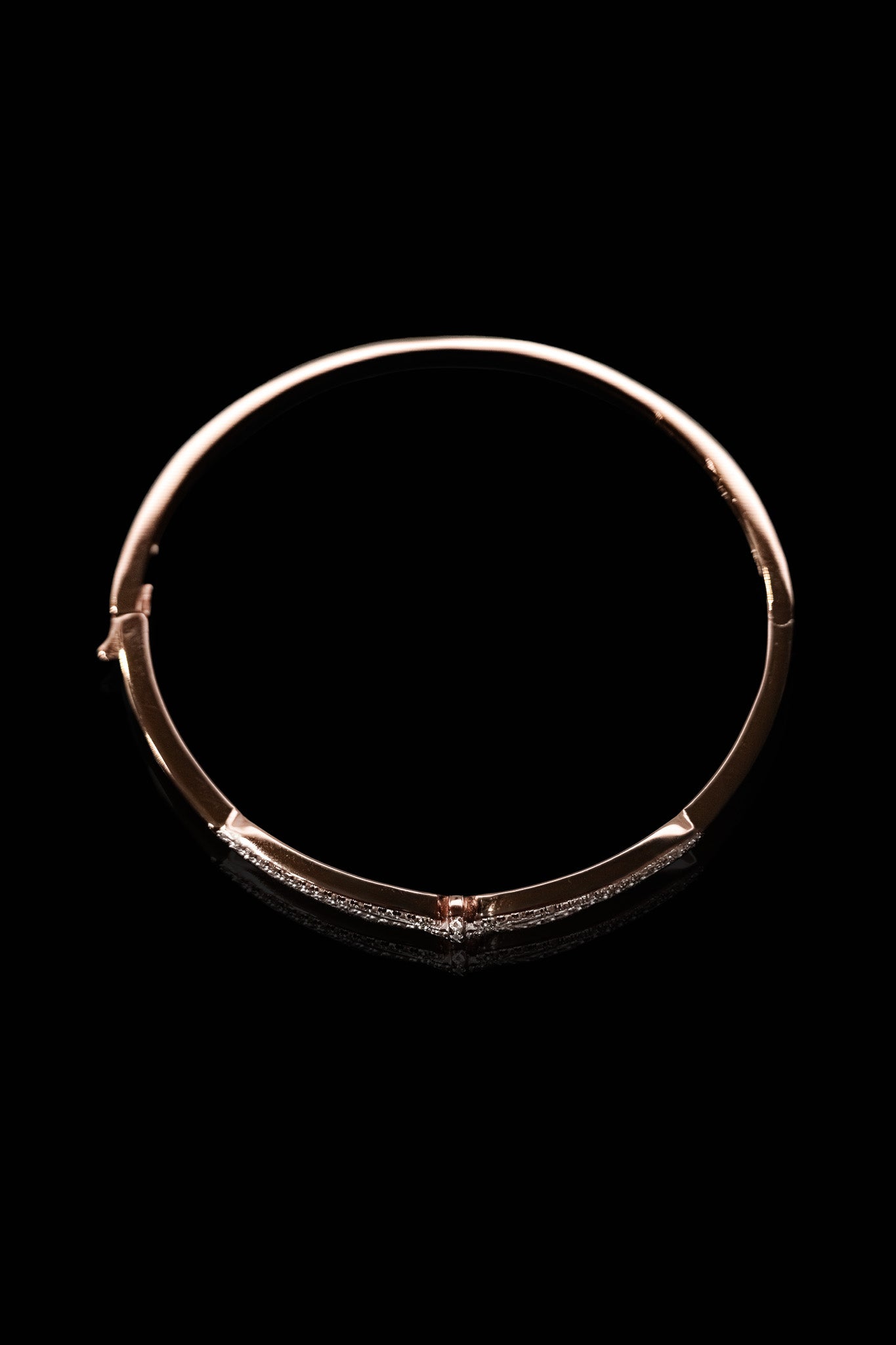 
                  
                    LVB017 GRACE TIE BANGLE
                  
                