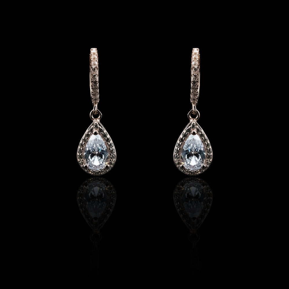 
                  
                    LVE070 PEAR-SHAPED DROP EARRINGS
                  
                
