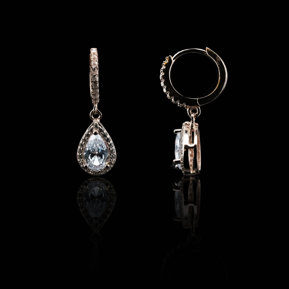 
                  
                    LVE070 PEAR-SHAPED DROP EARRINGS
                  
                