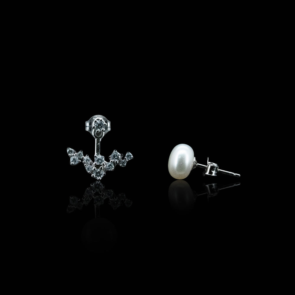 
                  
                    LVE039 TWO-WAY FLOWER PEARL EARRINGS
                  
                