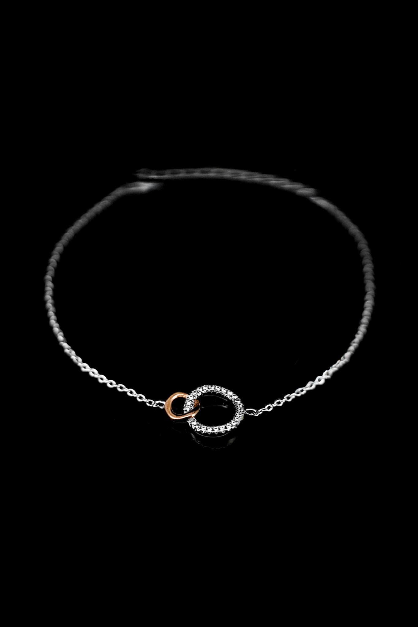 
                  
                    LVB018 DESTINY INTERLOCK BRACELET
                  
                