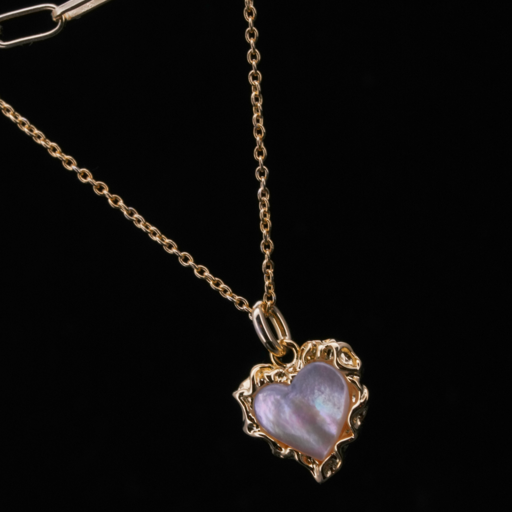 LVN060 Jasmine Melting Heart Necklace