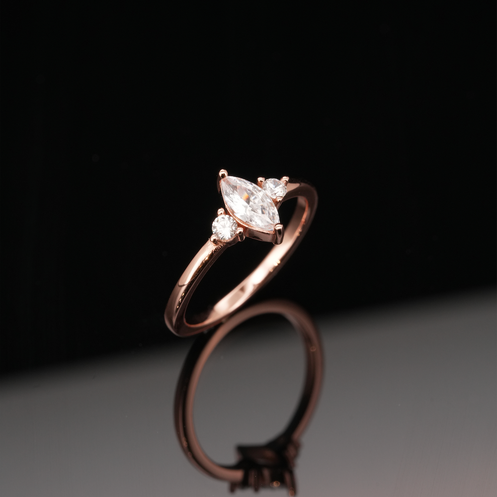 LVR051 MARQUISE RING