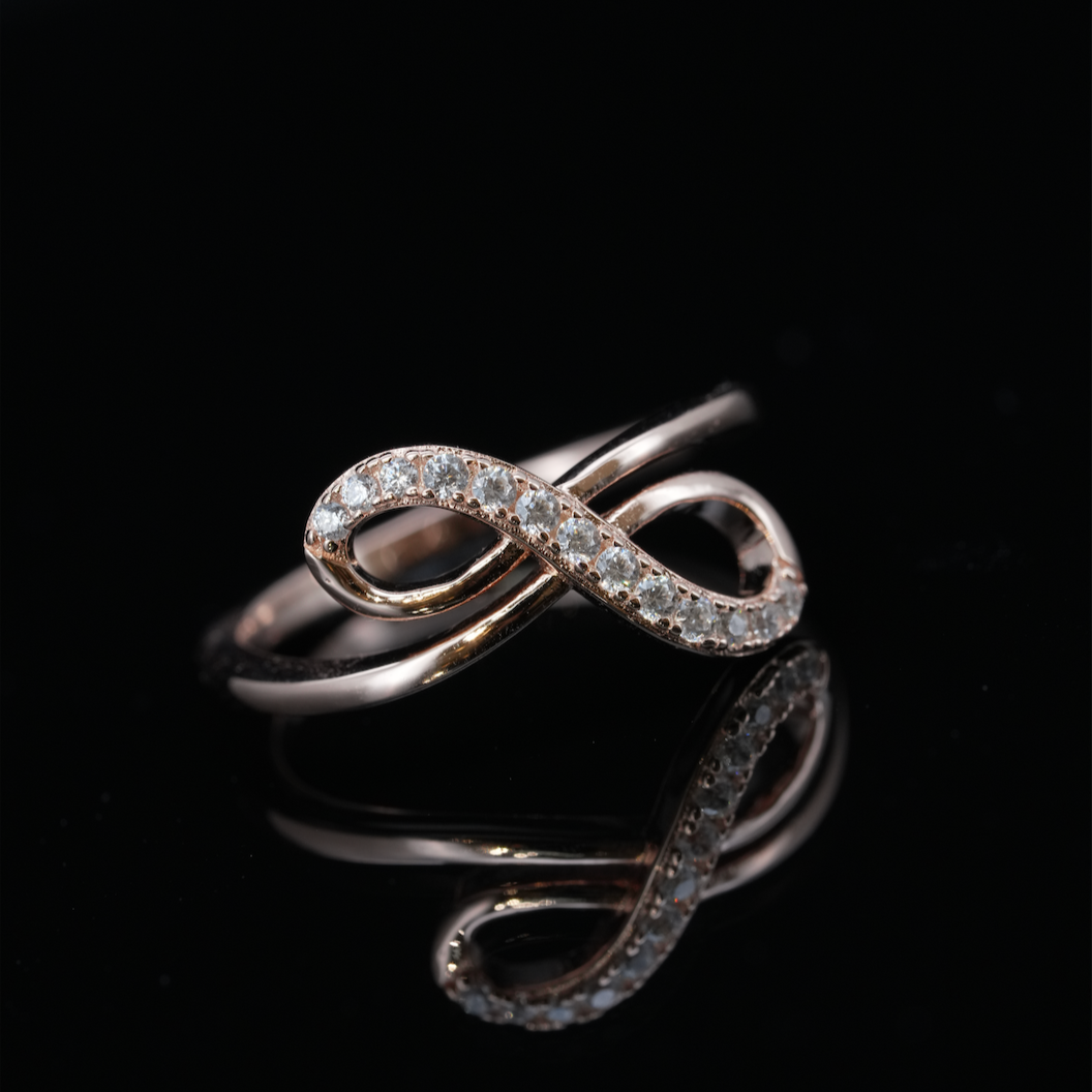 
                  
                    LVR046 INFINITY LOVE RING
                  
                