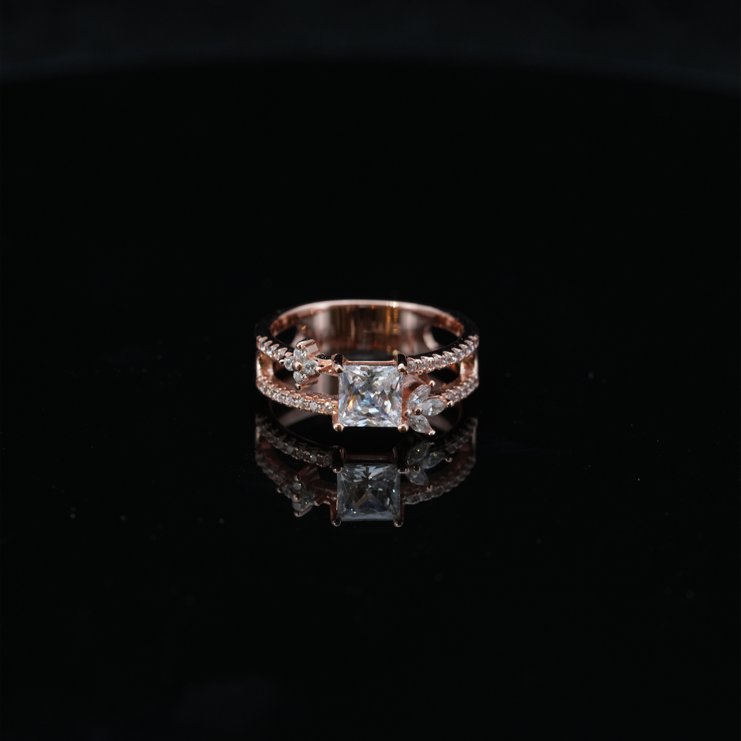 
                  
                    LVR058 BAGUE PAVÉE DOUBLE LIGNE
                  
                