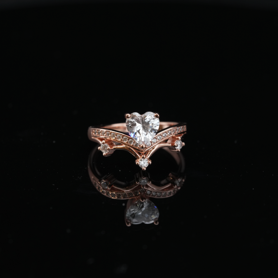 LVR060 FLOATING HEART RING