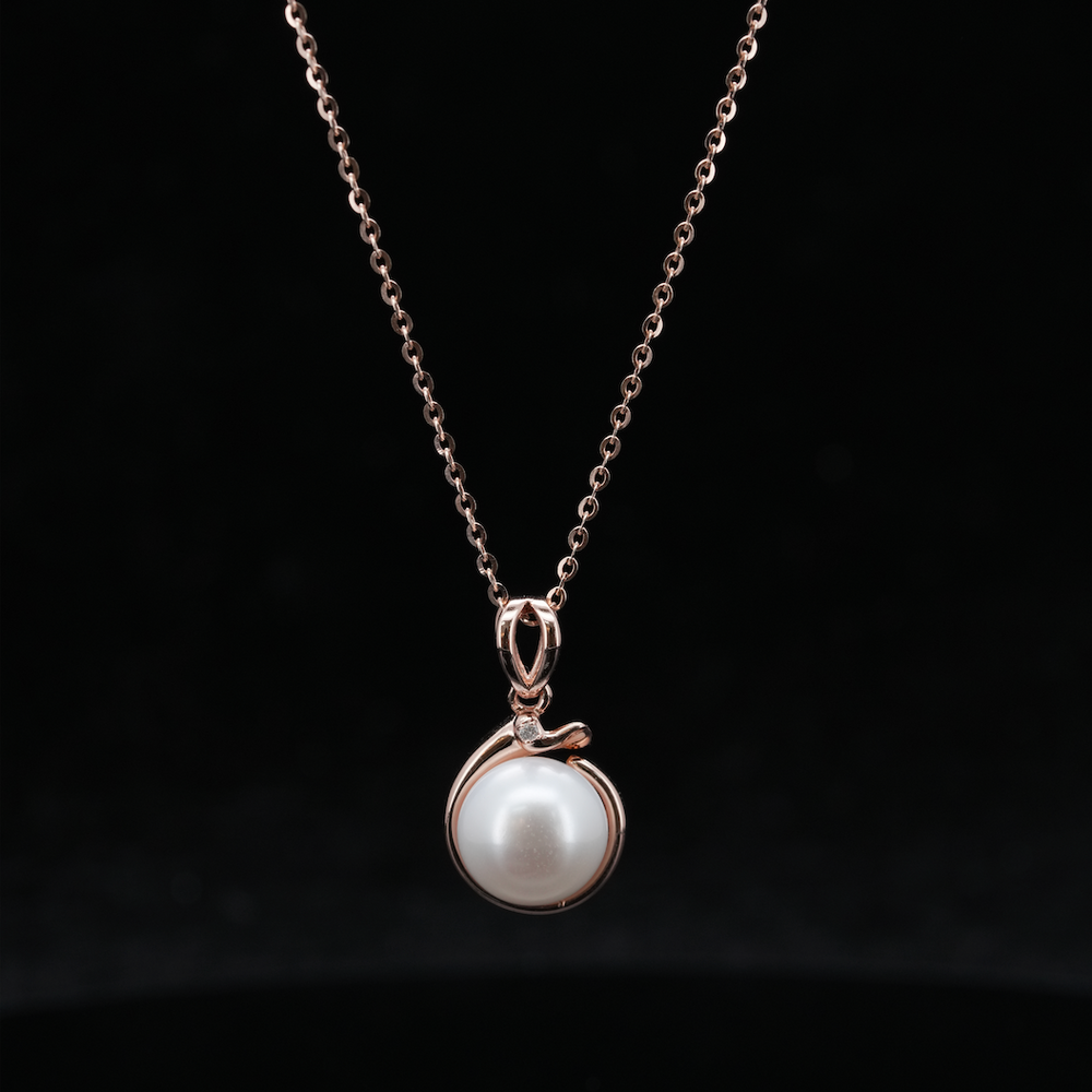 LVN001 FRESHWATER CULTURED PEARL NATURAL DIAMOND NECKLACE