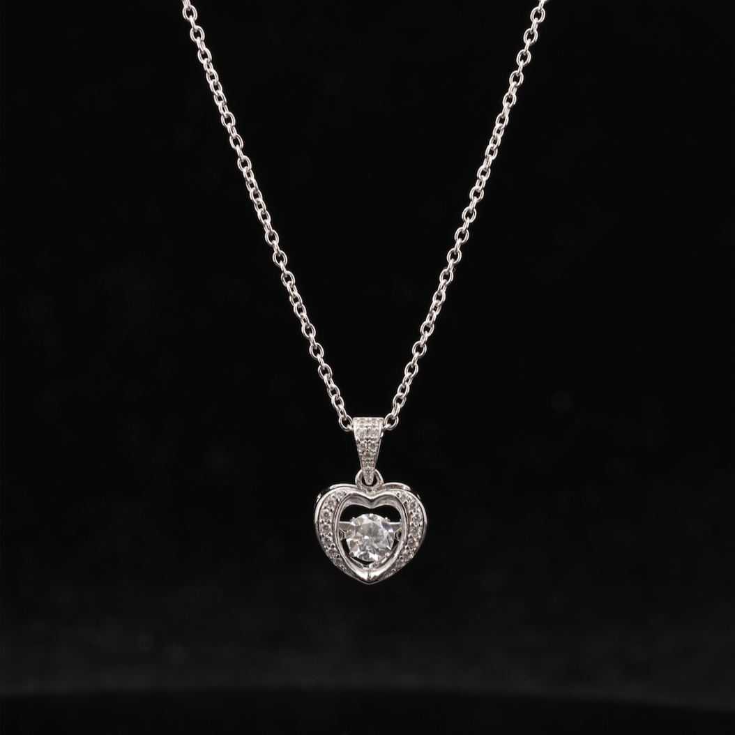 
                  
                    LVN006 DANCING HEART NECKLACE
                  
                