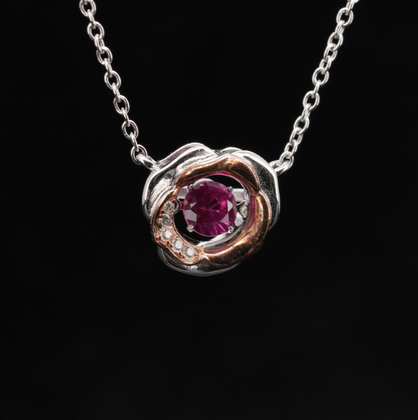 
                  
                    LVN015 ROSE DANCING STONE NECKLACE
                  
                