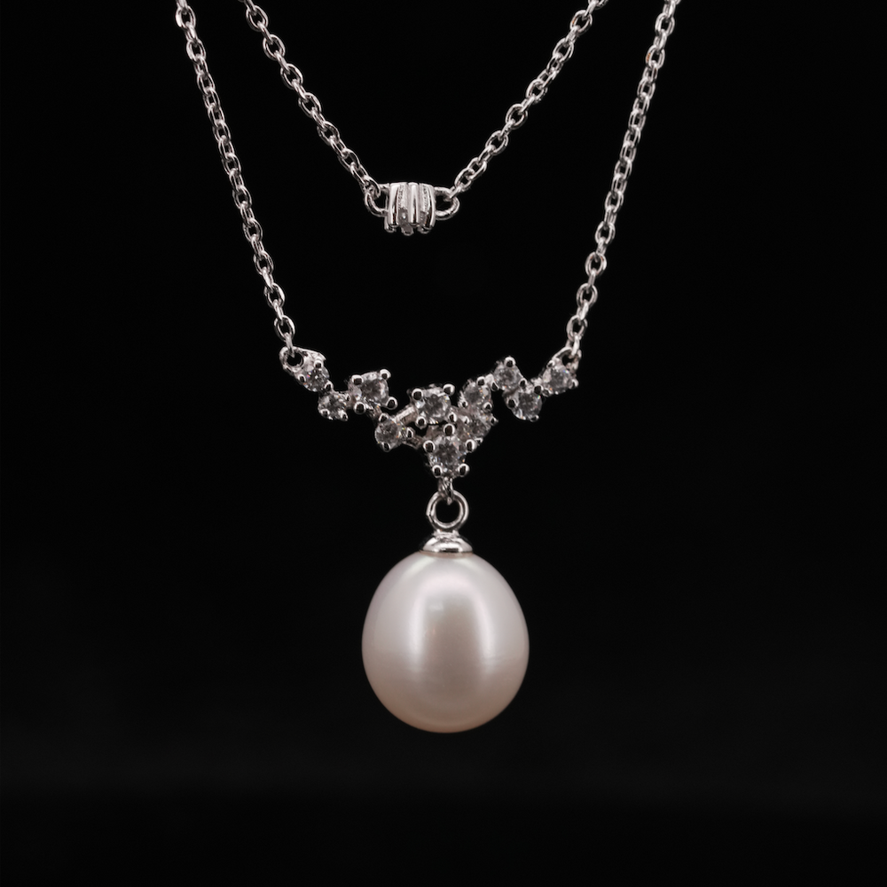 
                  
                    LVN036 FRESHWATER CULTURED PEARL DUO NECKLACE
                  
                