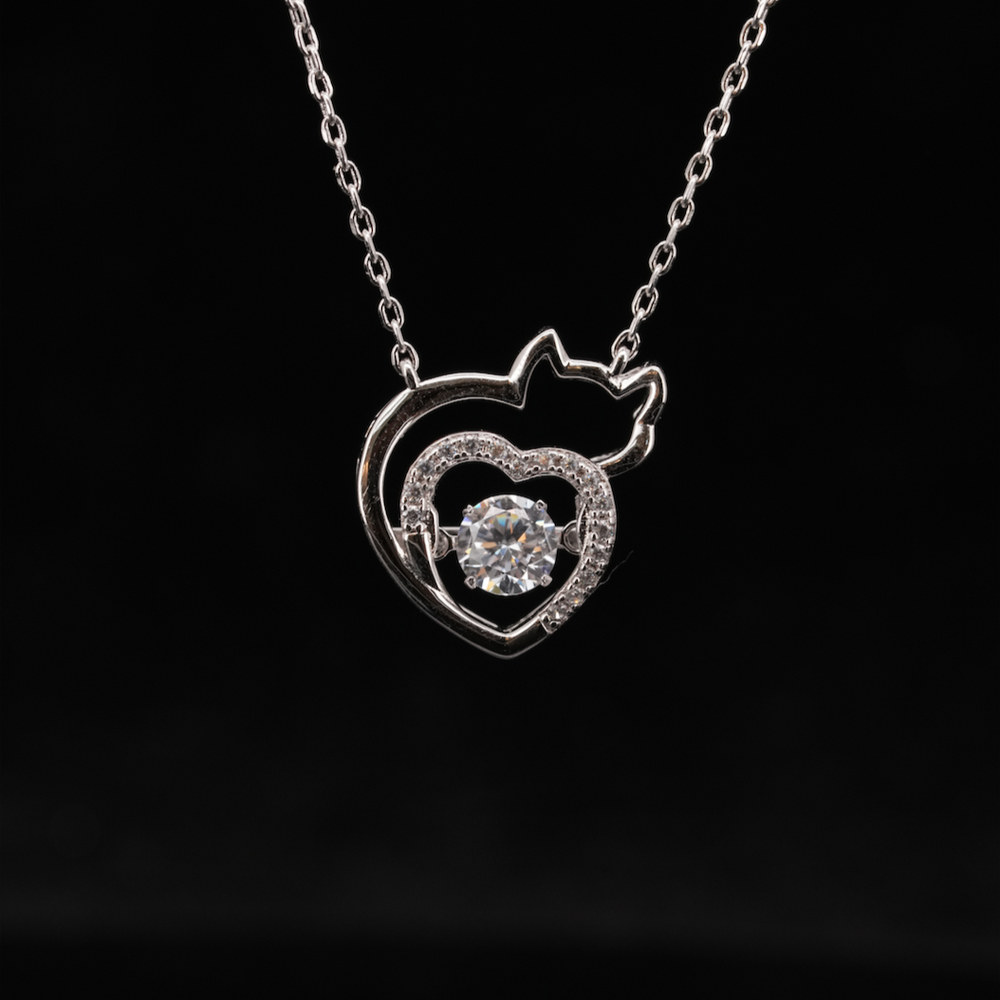 
                  
                    LVN040 CAT HUG HEART NECKLACE
                  
                