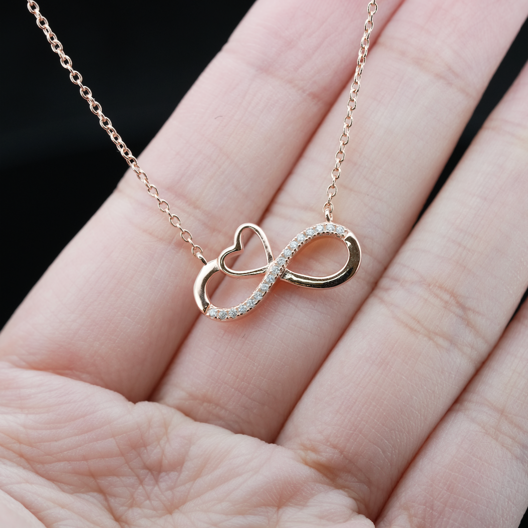 LVN058 COLLIER D'AMOUR INFINI