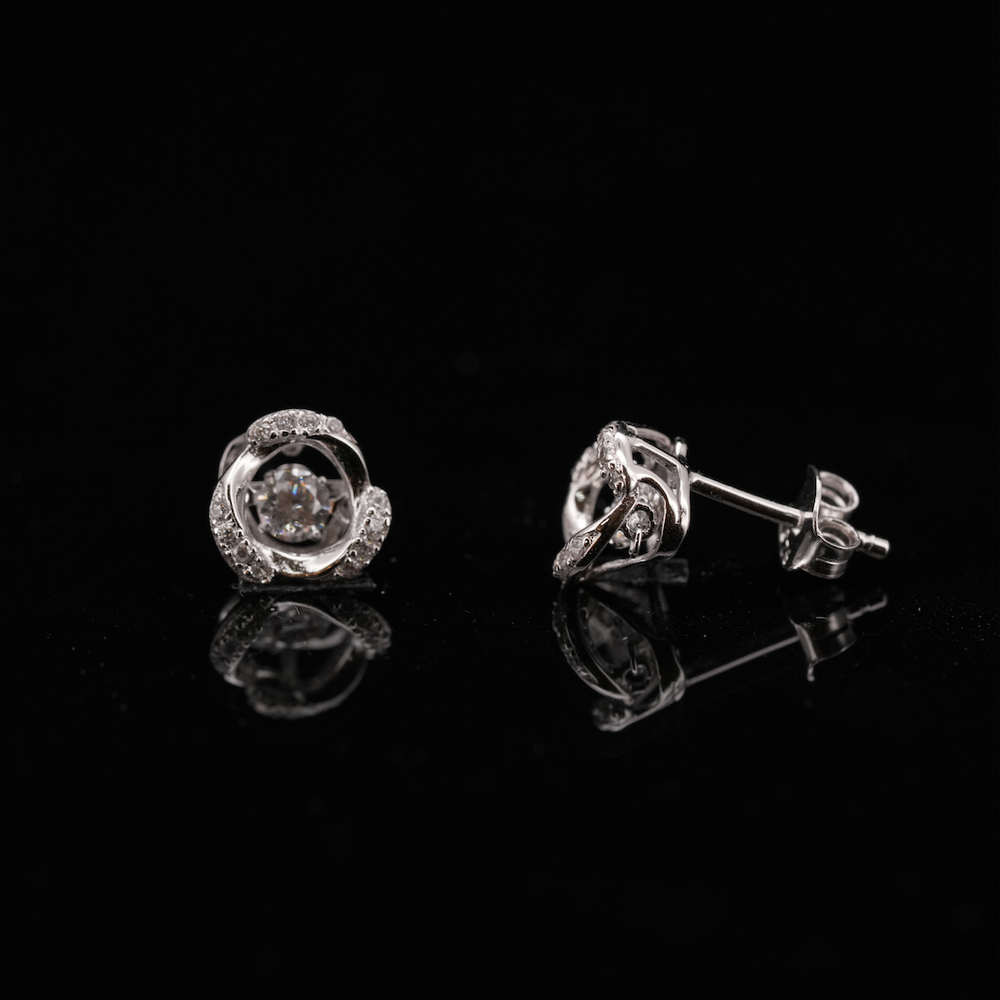 
                  
                    LVE018 BOUCLES D'OREILLES PIERRES DANSANTES HALO SCINTILLANTES
                  
                