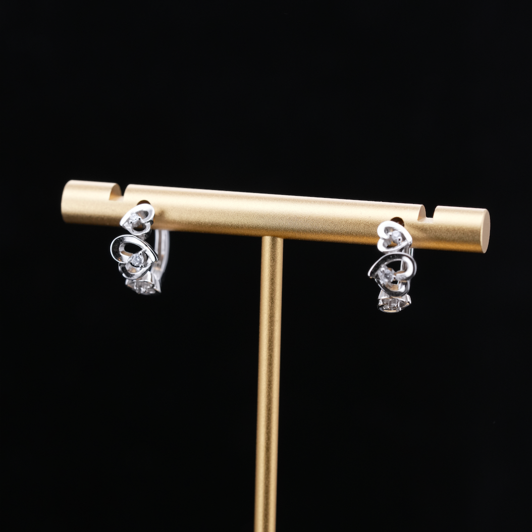 
                  
                    LVE022 ELEVATED HAERT HOOP EARRINGS
                  
                