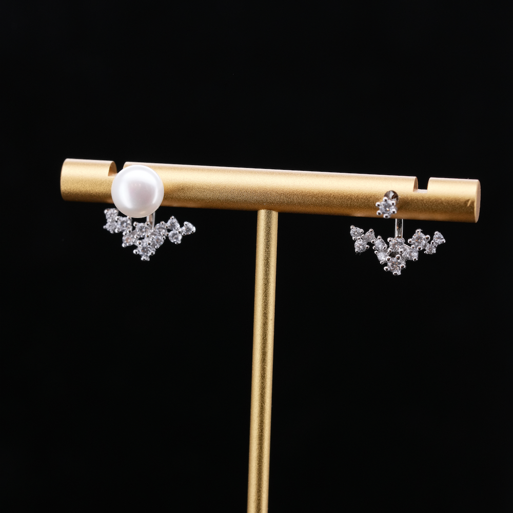 
                  
                    LVE039 TWO-WAY FLOWER PEARL EARRINGS
                  
                