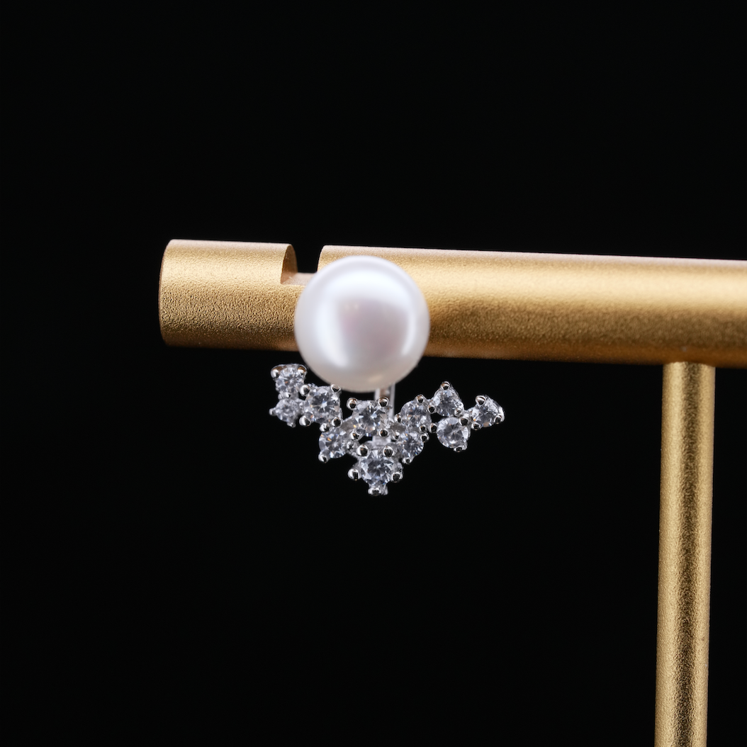 
                  
                    LVE039 TWO-WAY FLOWER PEARL EARRINGS
                  
                