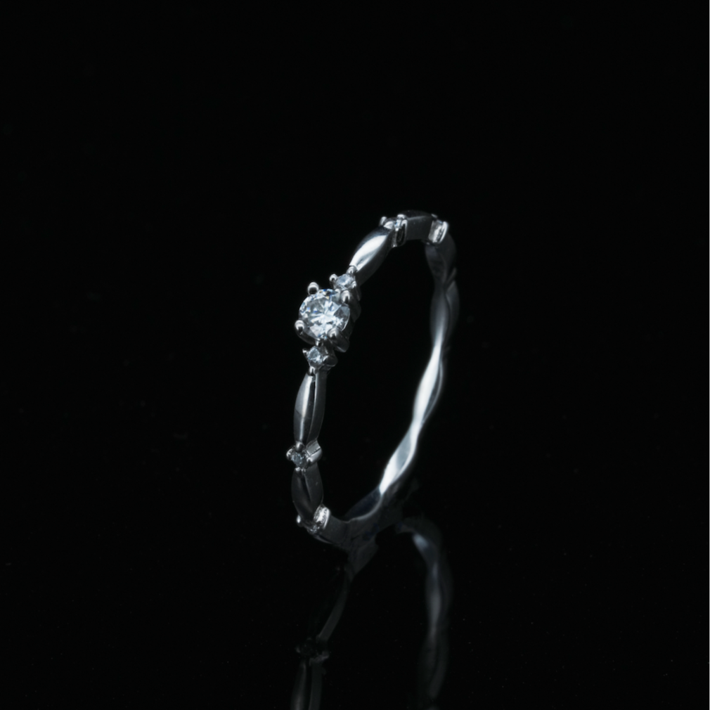 
                  
                    LVR025 SPARKLE BAND RING
                  
                