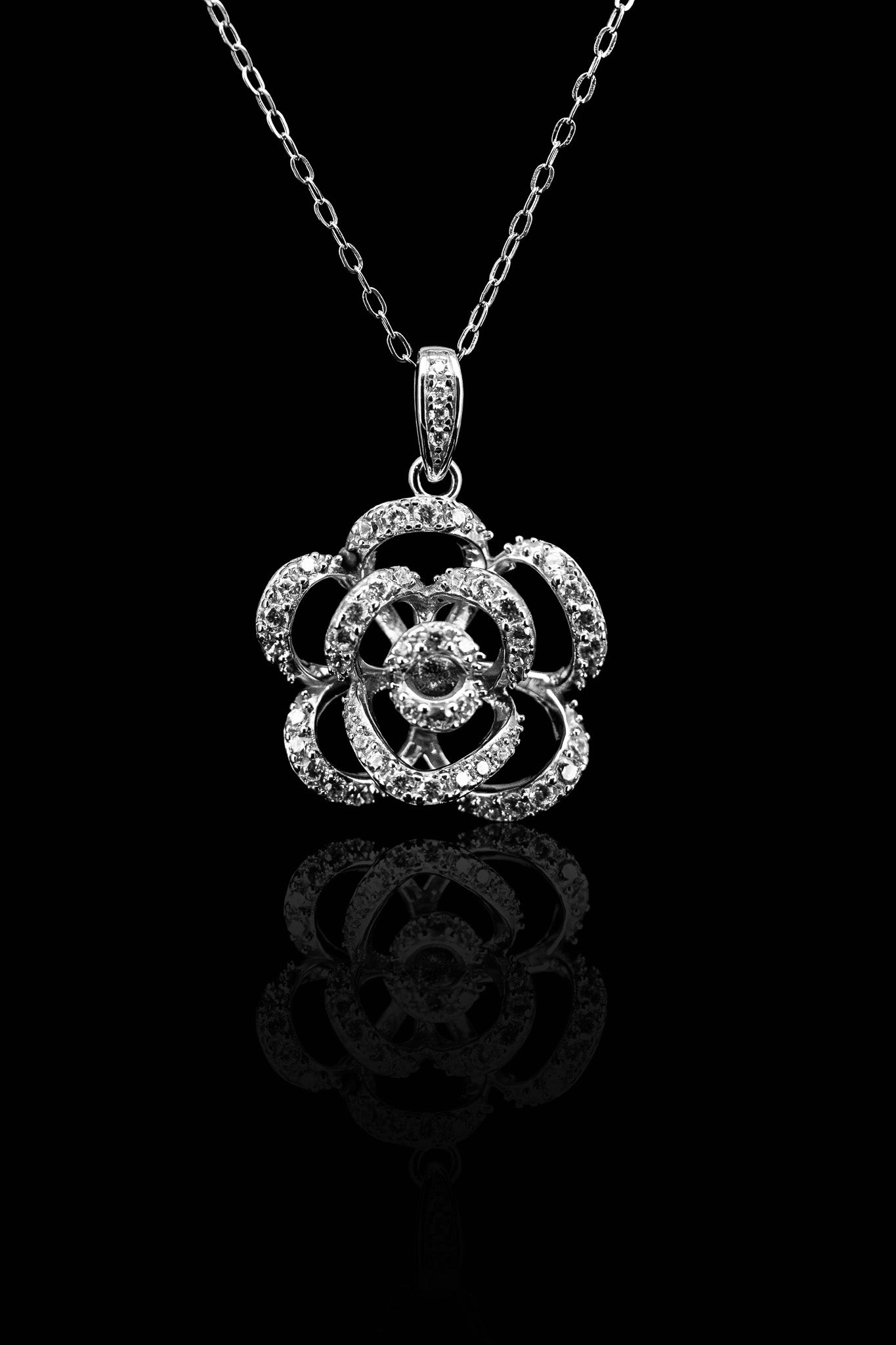 LVN063 CAMELLIA FLOWER NECKLACE