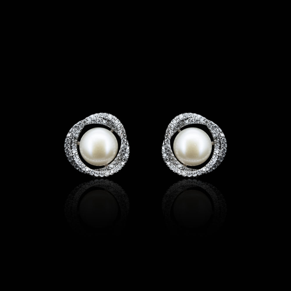 
                  
                    LVE032 TWISTED FRESHWATER CULTURED PEARL STUD EARRINGS
                  
                
