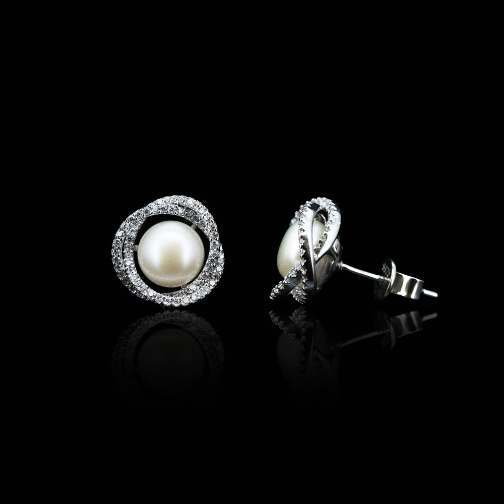 
                  
                    LVE032 TWISTED FRESHWATER CULTURED PEARL STUD EARRINGS
                  
                