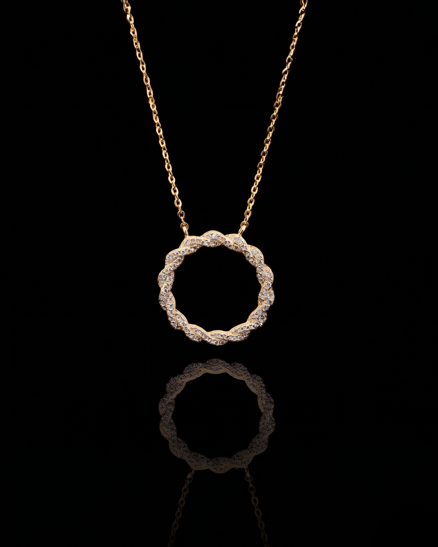 
                  
                    LVN074 ETERNAL TWIST CIRCLE NECKLACE
                  
                