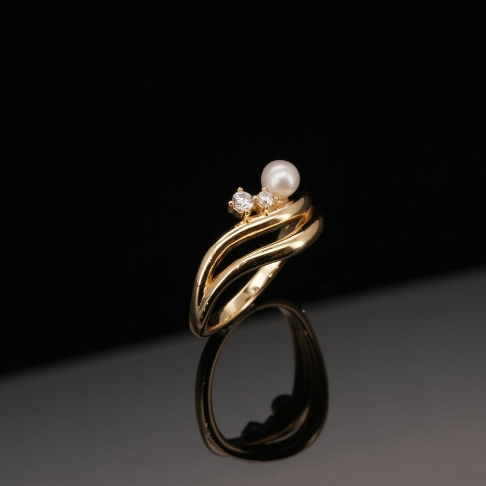 
                  
                    LVR043 SMILE PEARL COCKTAIL RING
                  
                