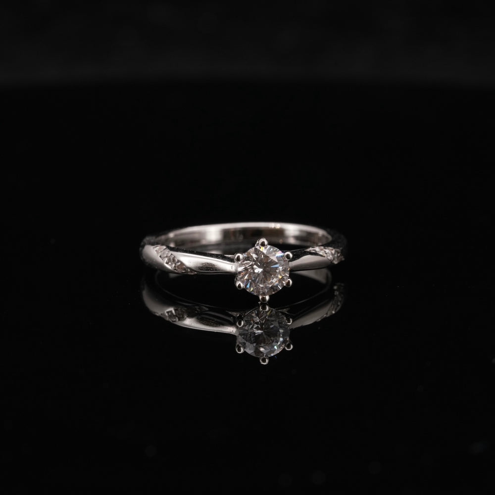 
                  
                    LVR024 SPARKLE SOLITAIRE RING
                  
                