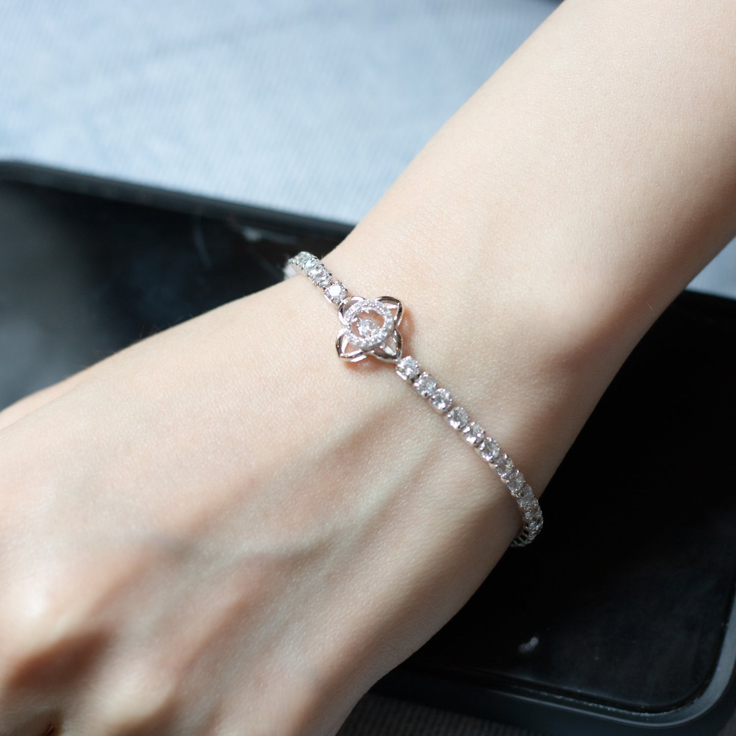 LVB004 Dancing Star Square Bracelet