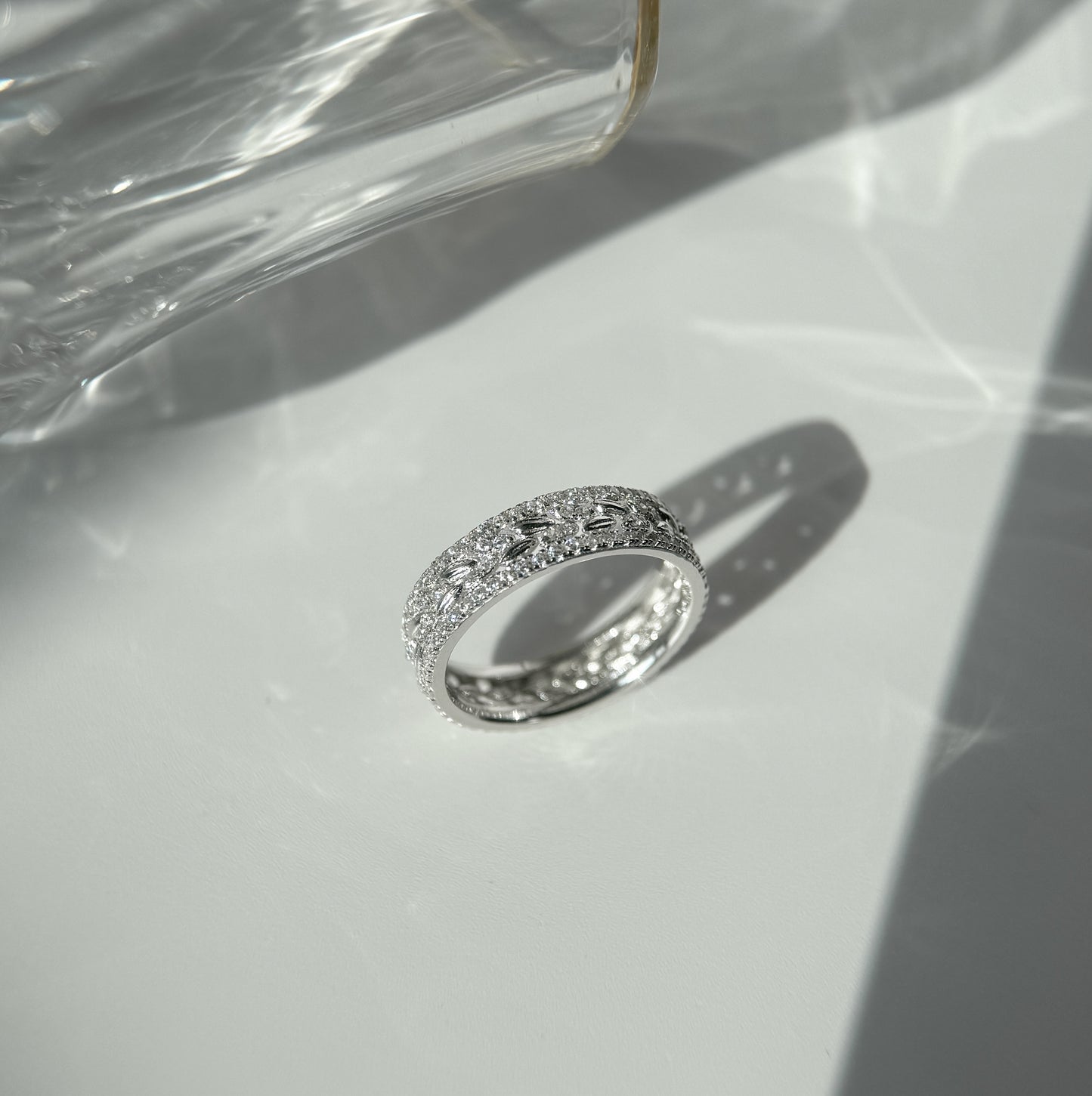 LVR013 Eternity Leaf Pattern Ring