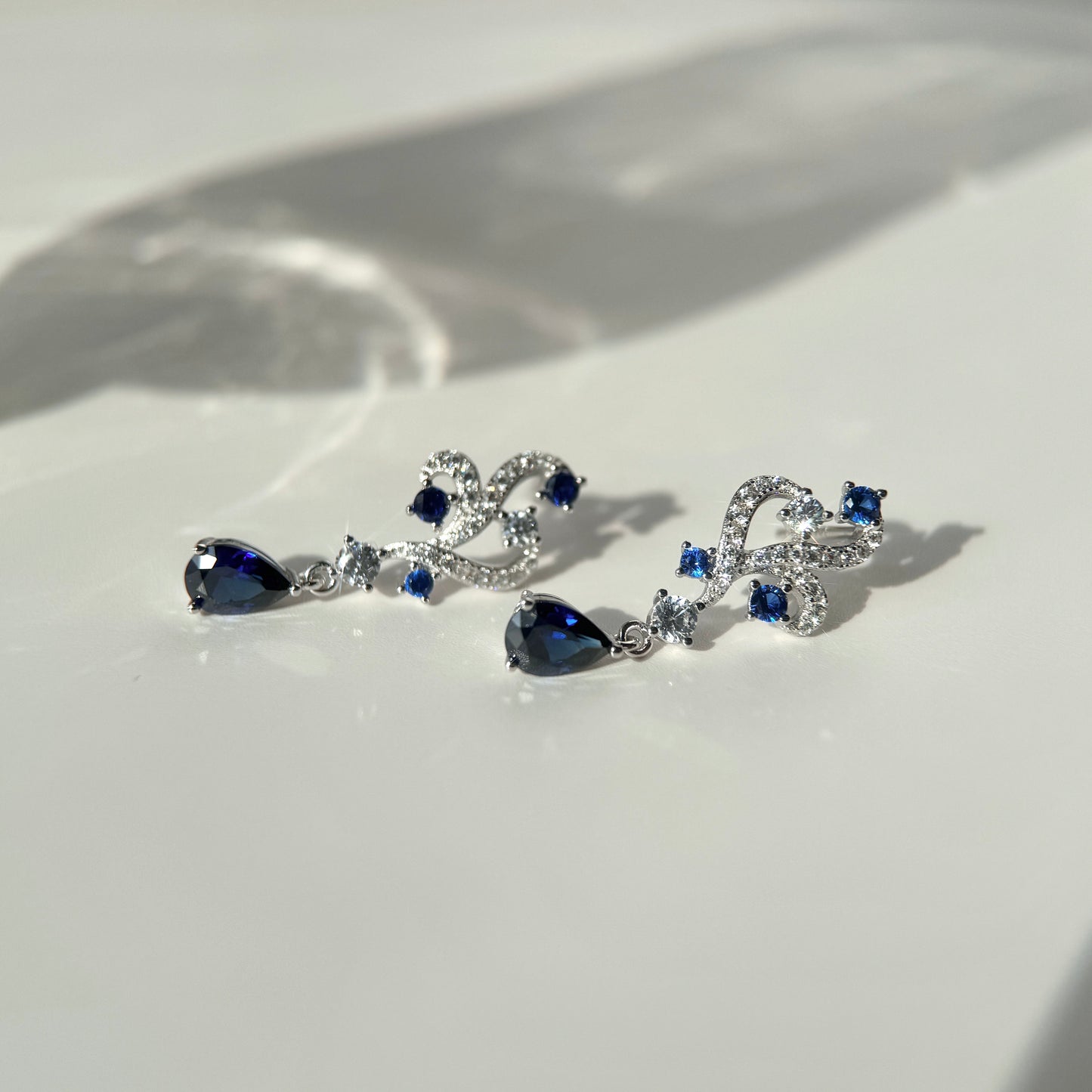 LVE024 Sapphires Drop Earrings