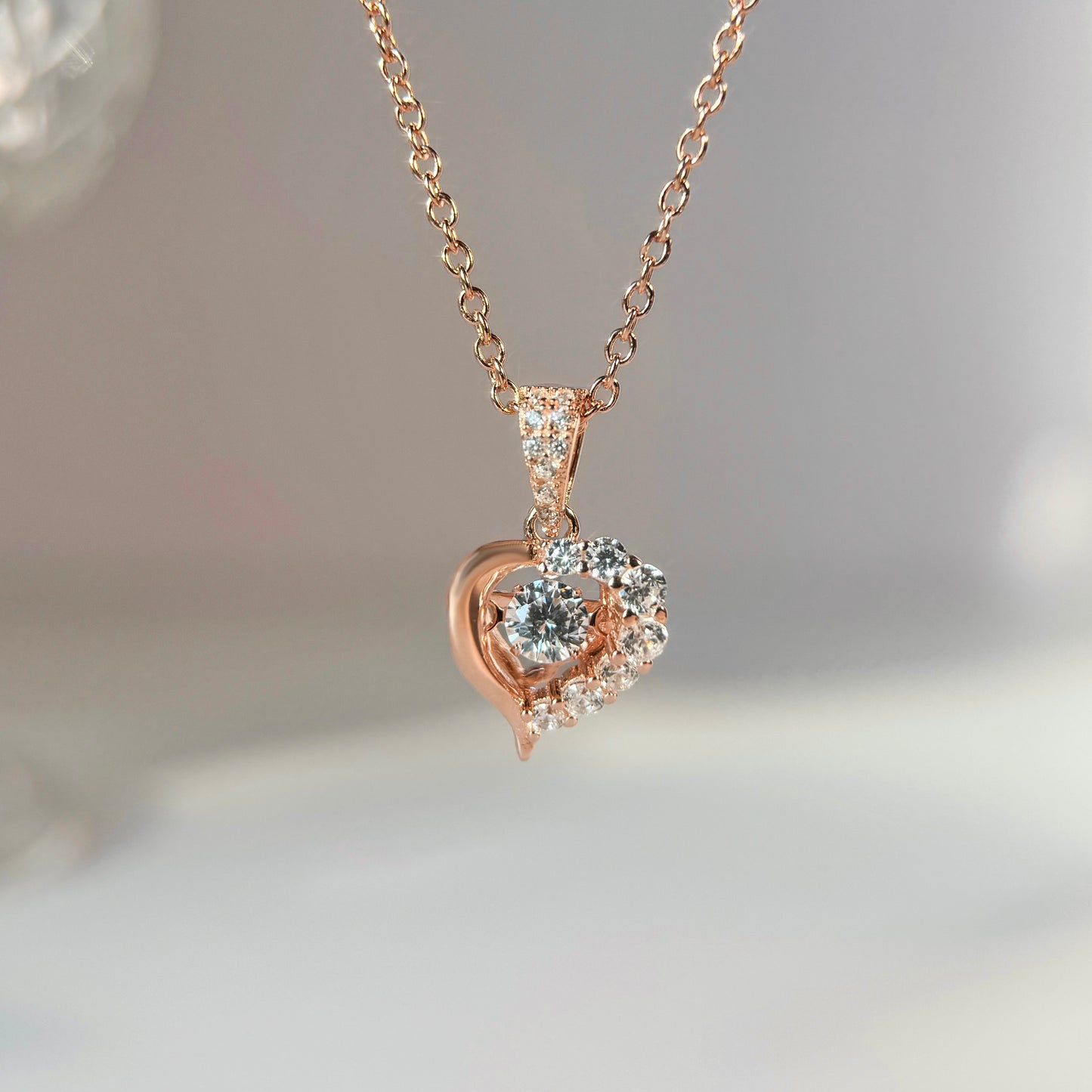 LVN008 Sparkling Heart Dancing Stone Necklace