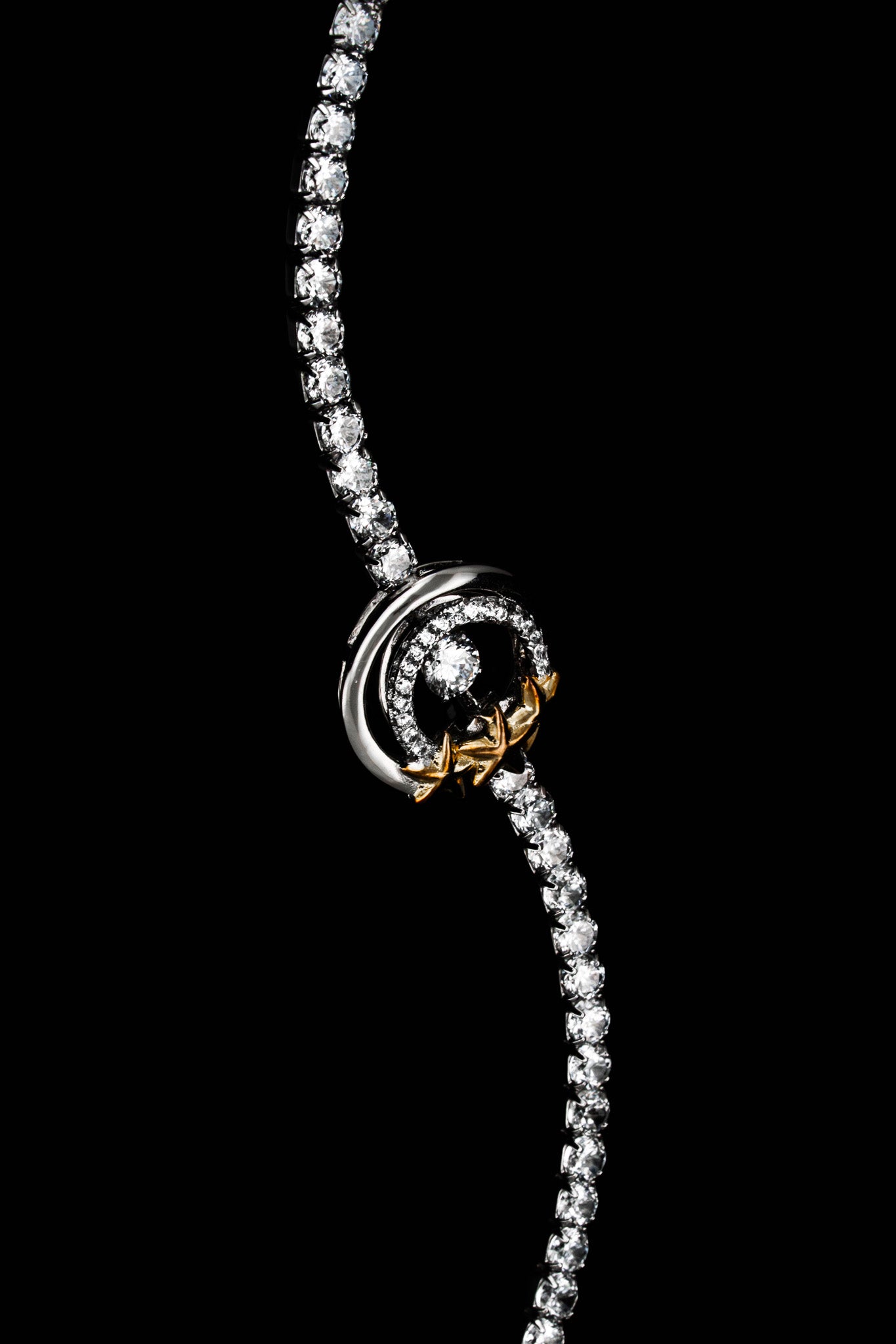 
                  
                    LVB003 DANCING STAR TENNIS BRACELET
                  
                