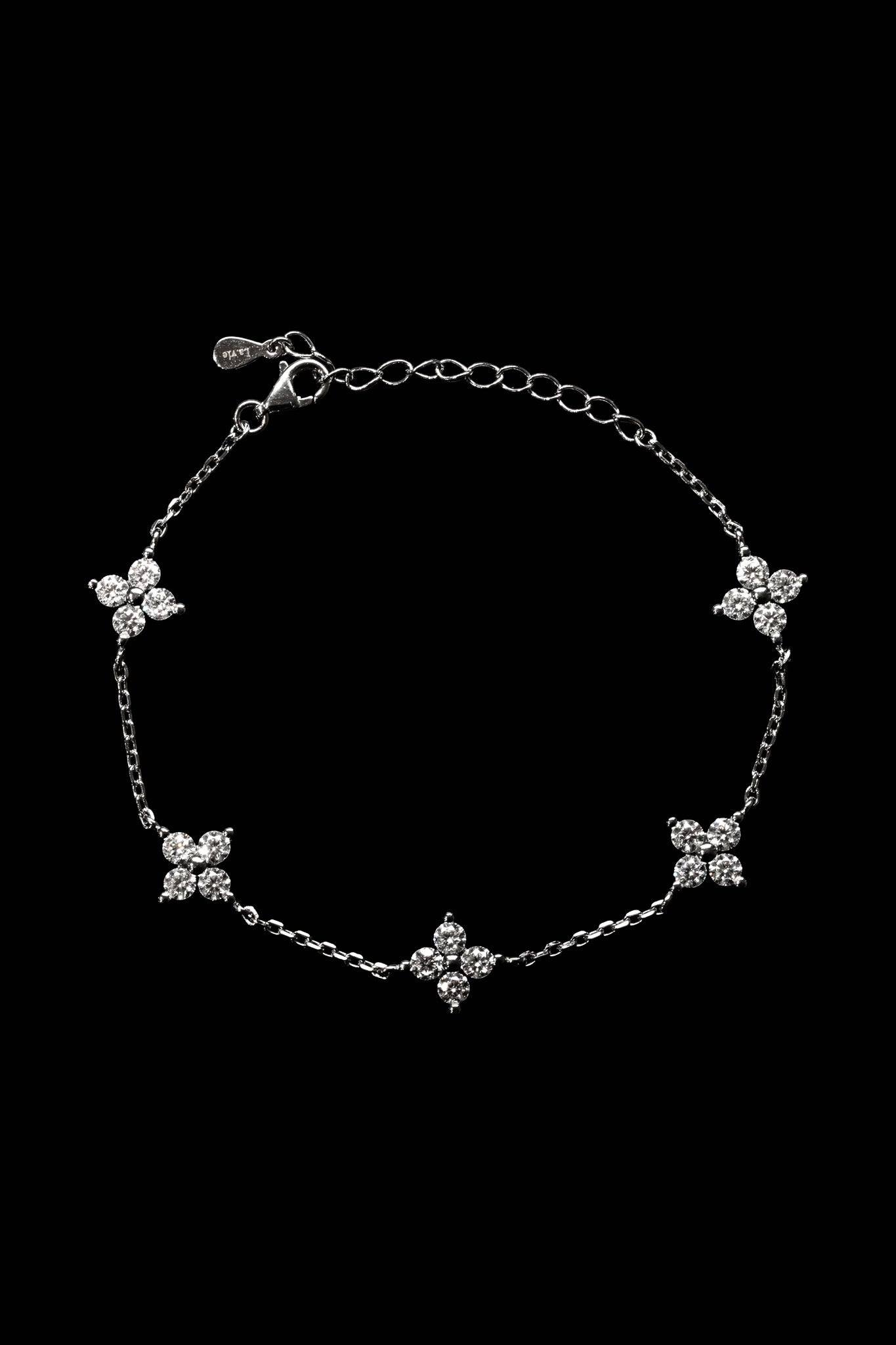 LVB026 LUCKY CLOVER BRACELET
