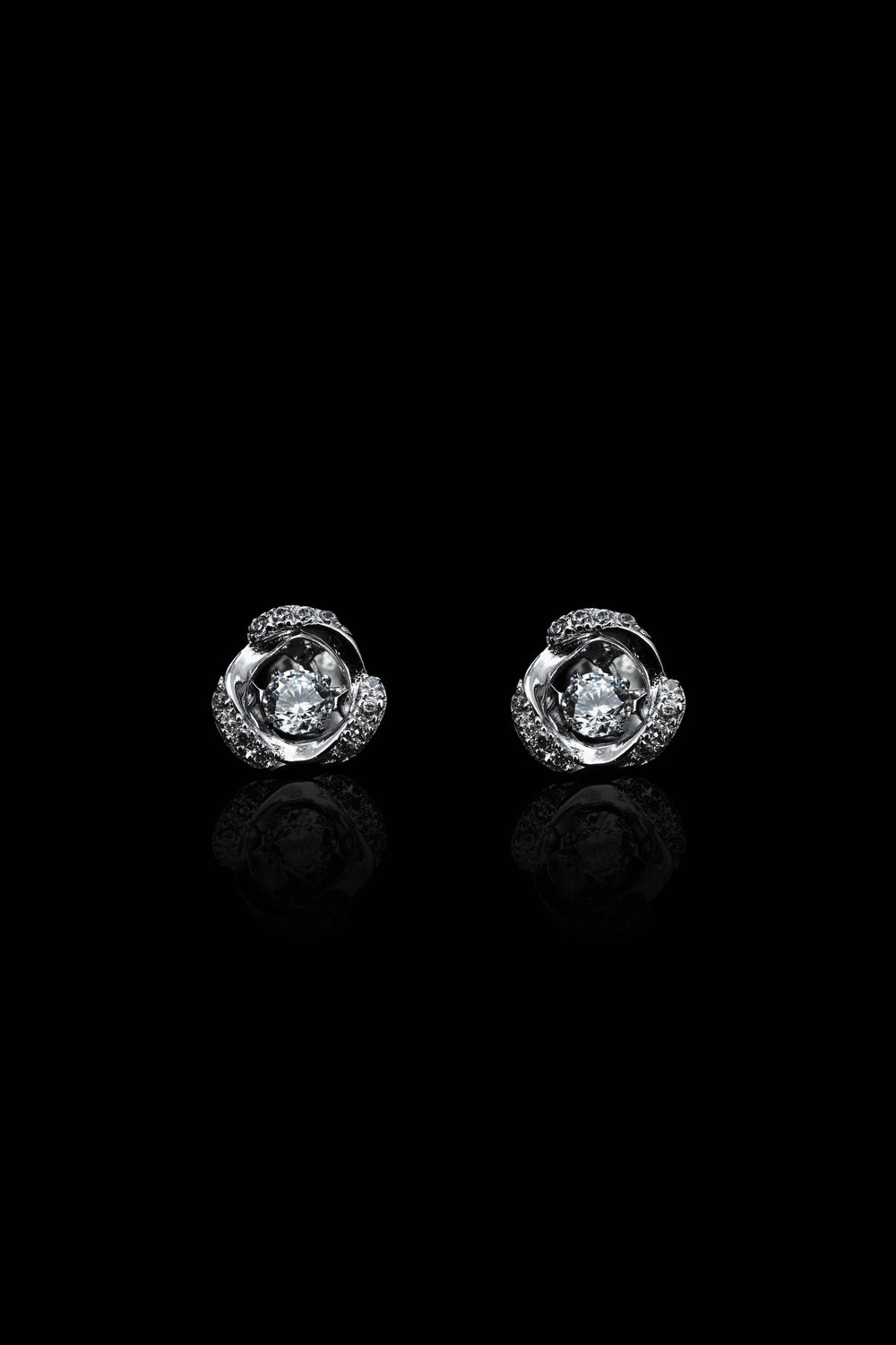 LVE018 SPARKLE HALO DANCING STONE EARRINGS