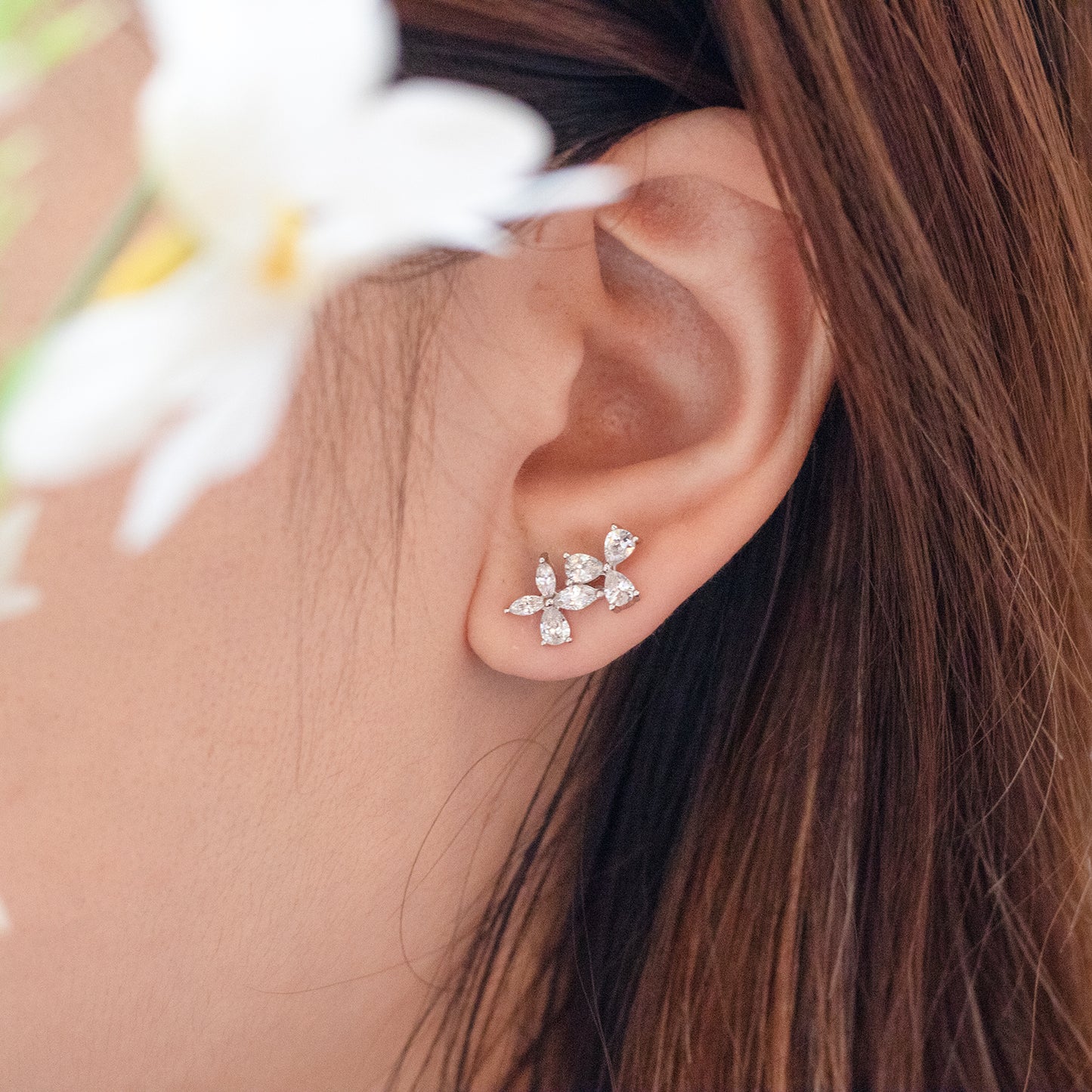 LVE027 Flower Stud Earrings