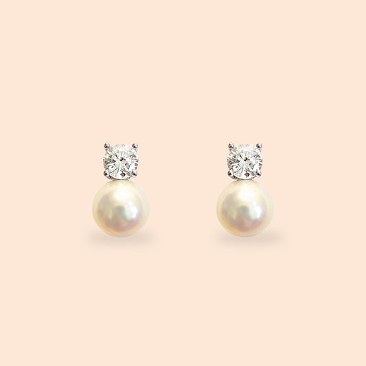 LVE038 Little Maeve Pearl Earrings