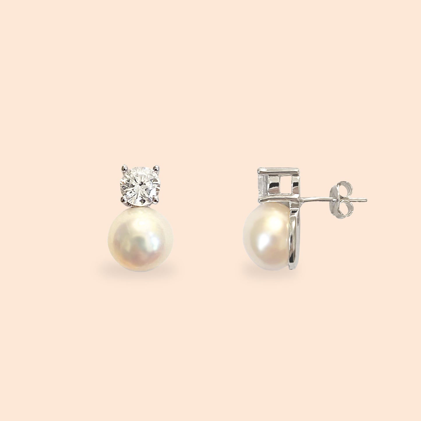 LVE038 Little Maeve Pearl Earrings