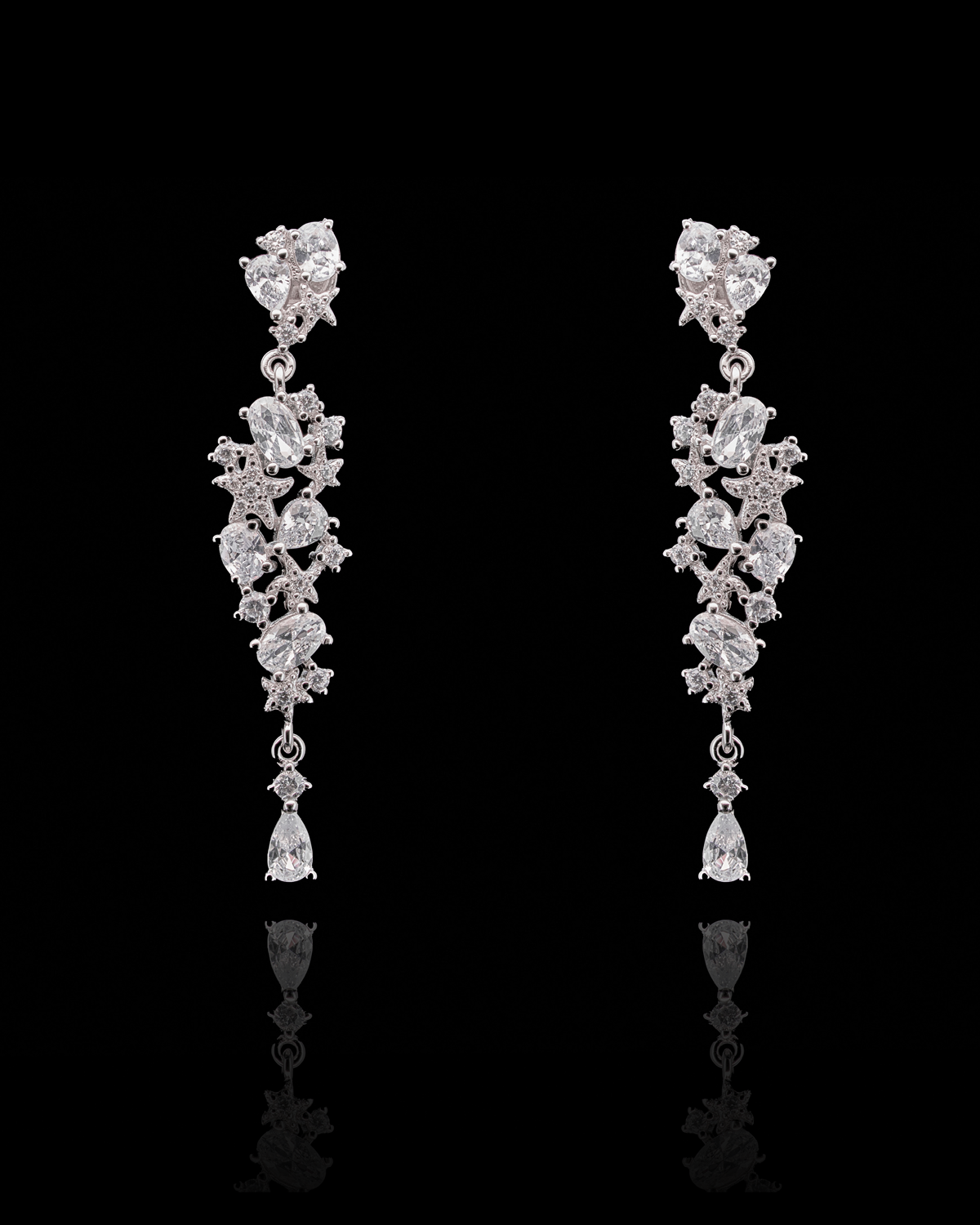 
                  
                    LVE083 GLAMOROUS CLUSTER LONG DROP EARRINGS
                  
                