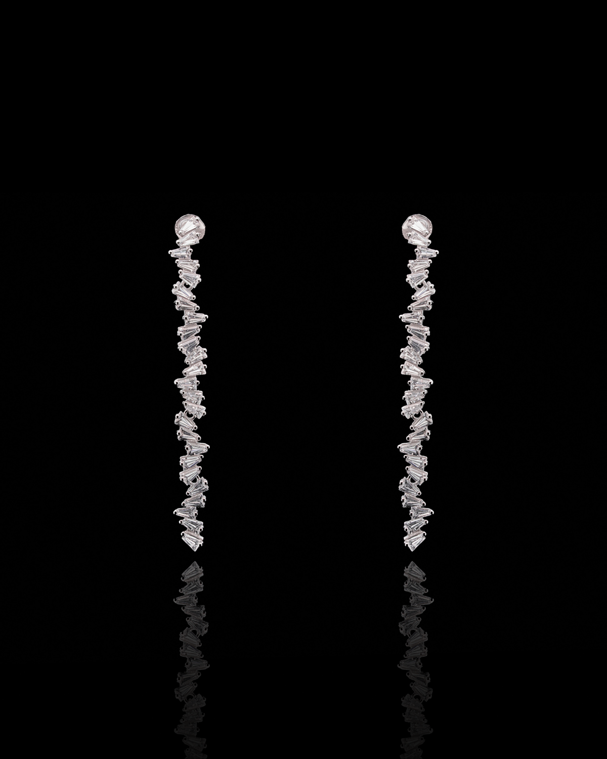 LVE113 ICICLE STREAM EARRINGS