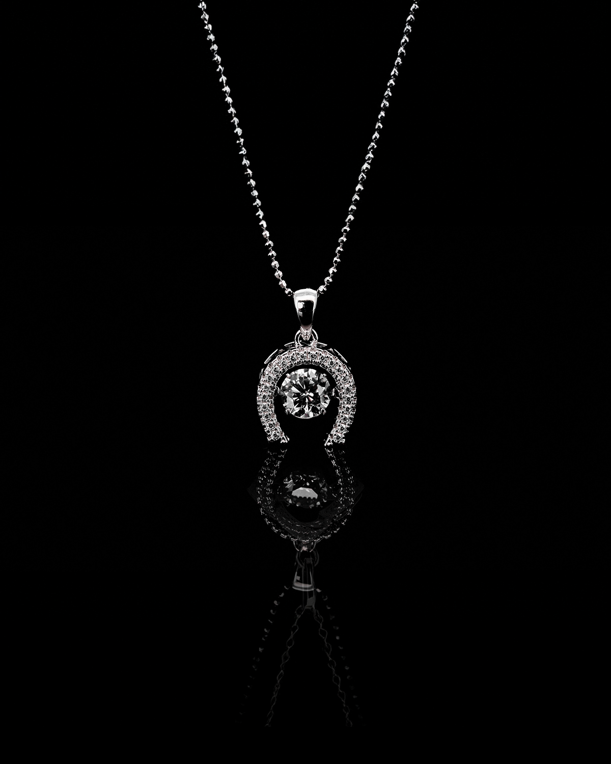 
                  
                    LVN072 LUCKY CHARM HORSESHOE DANCING STONE NECKLACE
                  
                