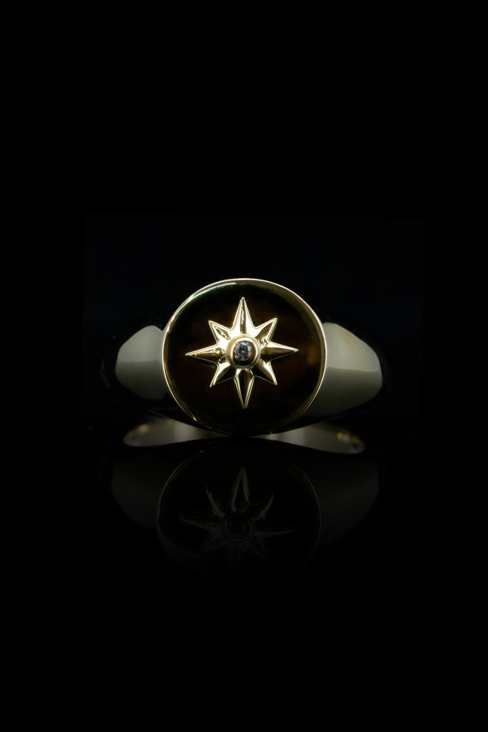 LVR022 STAR SIGNET RING