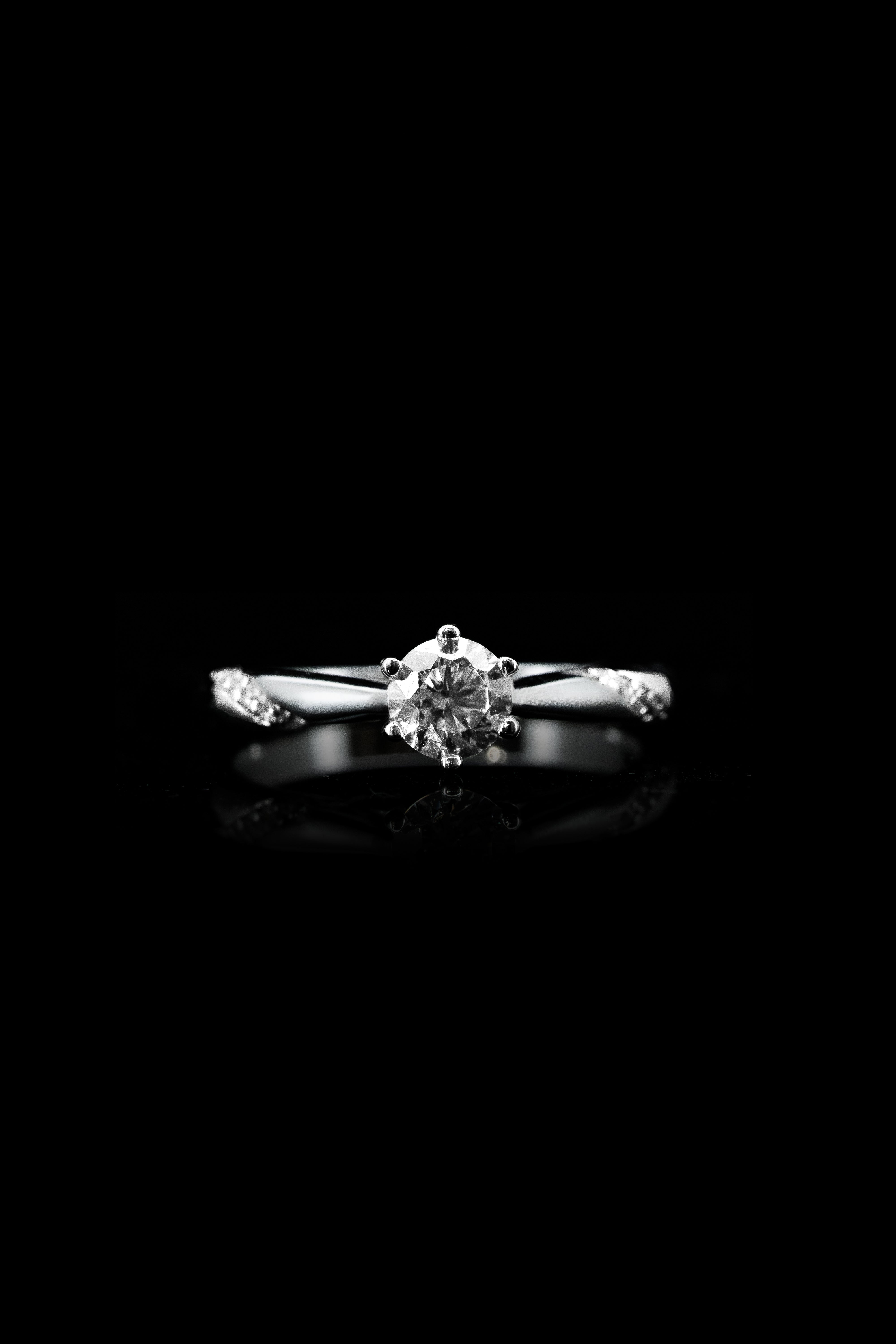 LVR024 SPARKLE SOLITAIRE RING