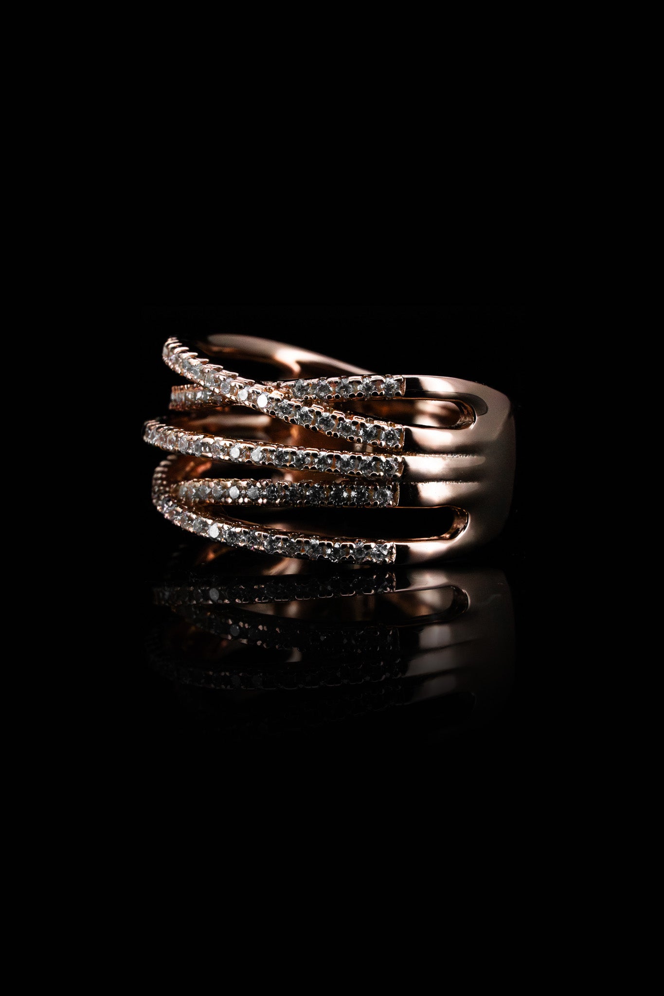 
                  
                    LVR038 SPARKLE LINES RING
                  
                