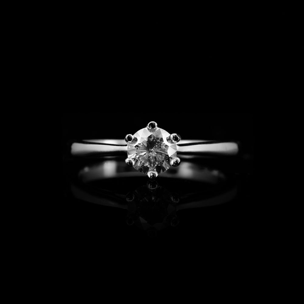 
                  
                    LVR075 CLASSIC SOLITAIRE RING
                  
                